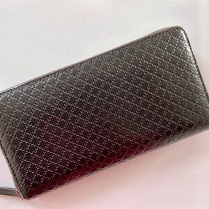 Gucci “Diamanté” Zip Around Leather wallet 
Vintage